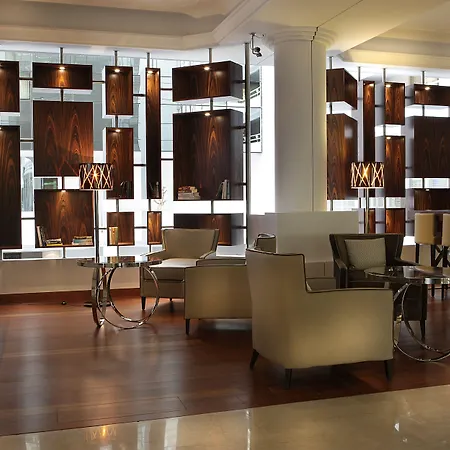 호텔 Ac By Marriott Ambassadeur Antibes - Les Pins 주앙레핑