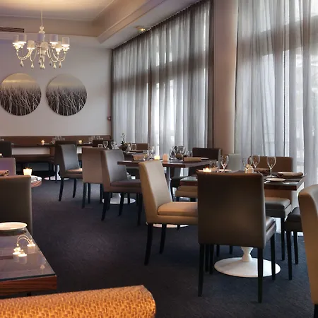 安提布 - 瑞昂莱潘大使万豪ac酒店 4* 胡安莱潘
