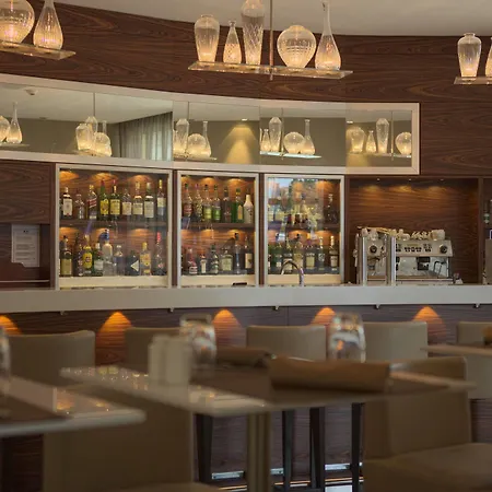 Ac By Marriott Ambassadeur Antibes - Les Pins Hotel Juan-les-Pins