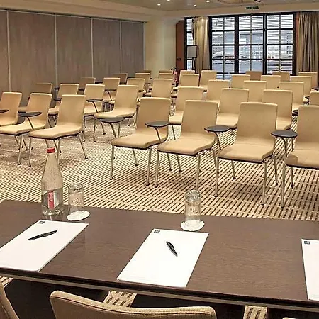 Ac By Marriott Ambassadeur Antibes - Les Pins Otel