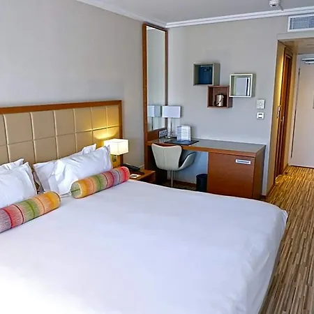 Otel Ac By Marriott Ambassadeur Antibes - Les Pins 4*