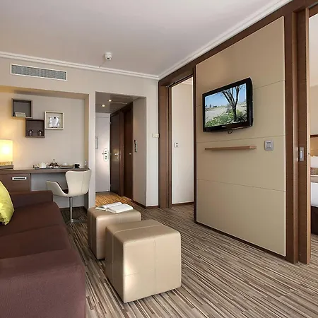 Hotel Ac By Marriott Ambassadeur Antibes - Les Pins Juan-les-Pins