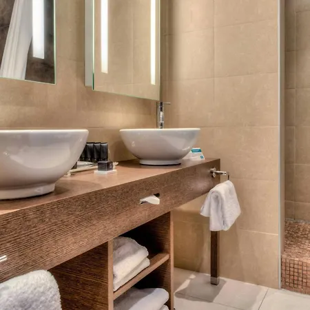 Ac By Marriott Ambassadeur Antibes - Les Pins 4* Juan-les-Pins