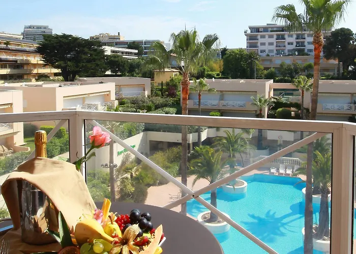 Ac By Marriott Ambassadeur Antibes - Les Pins 4* جوان ليه باه