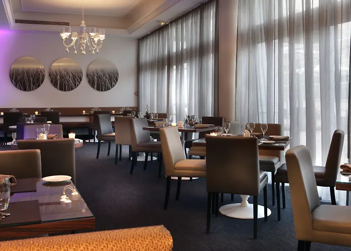 Ac By Marriott Ambassadeur Antibes - Les Pins 4* جوان ليه باه