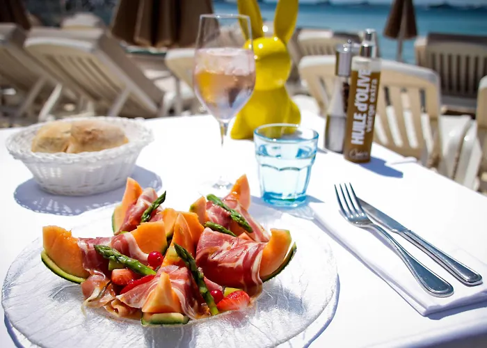 فندق Ac By Marriott Ambassadeur Antibes - Les Pins 4*