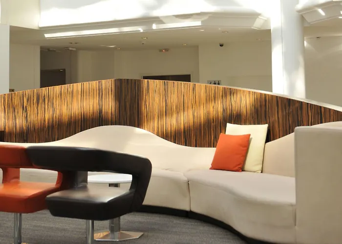 Ac By Marriott Ambassadeur Antibes - Les Pins فندق